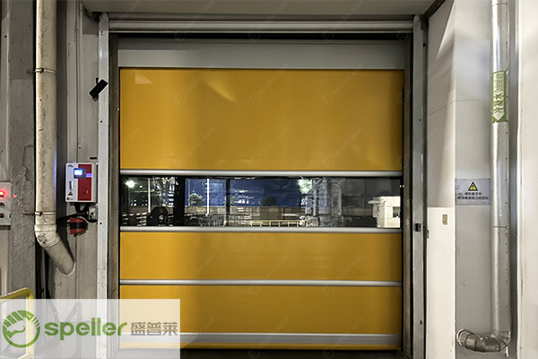 提升工業(yè)油品車間安全與效率的關(guān)鍵一步：雷達(dá)快速卷簾門(mén)的引入